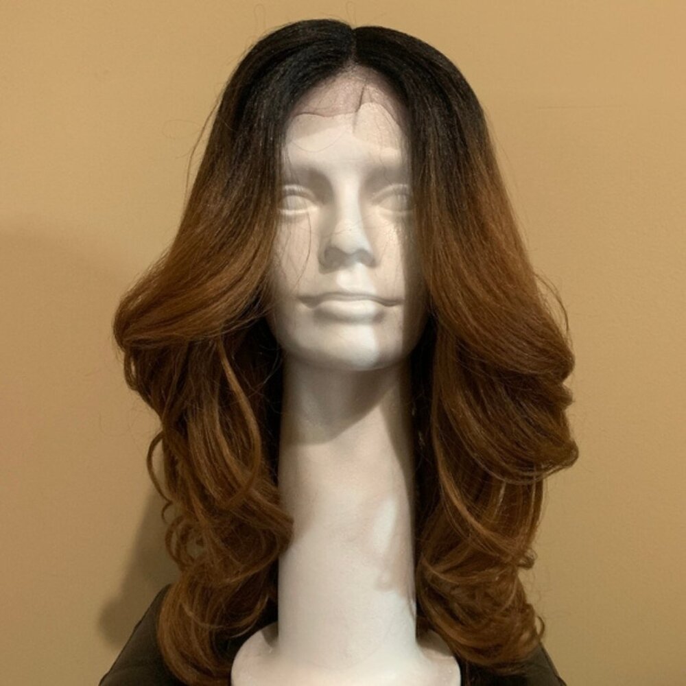 3 Wigs Bundle - Picture 2 of 10